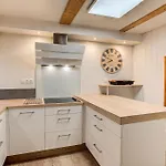 Domek alpejski Pele - Alpes Agency - - Sleeps 11 *