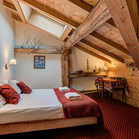 Chalet Pele - Alpes Agency - - Sleeps 11 Chamonix