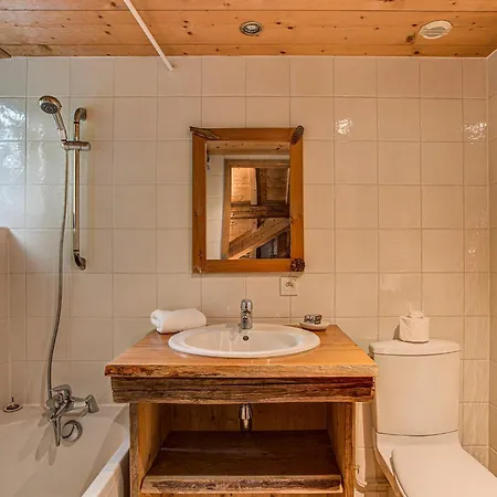 Pele - Alpes Agency - - Sleeps 11 Chalet *