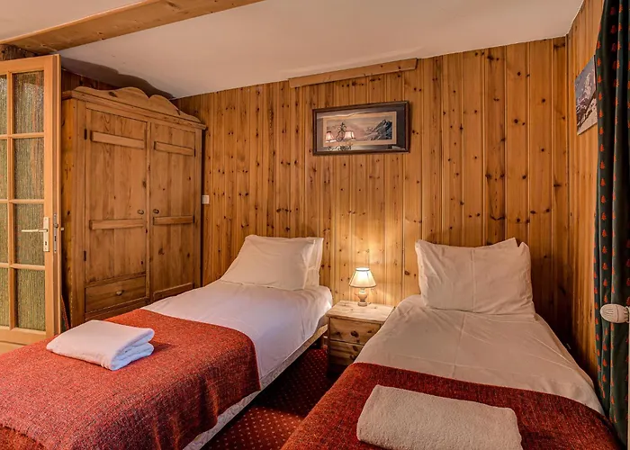 Шале Pele - Alpes Travel - Sleeps 11 Шамоні