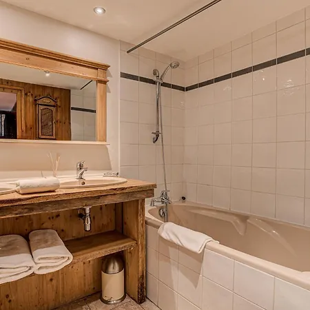 Chalet Pele - Alpes Agency - - Sleeps 11 Chamonix Mont Blanc