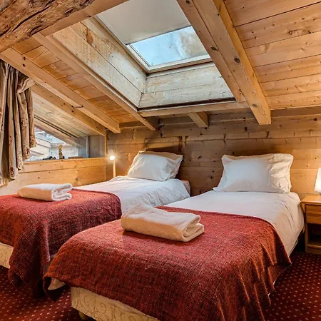 Chalet Pele - Alpes Agency - Central Chamonix - Sleeps 11 Chalé *