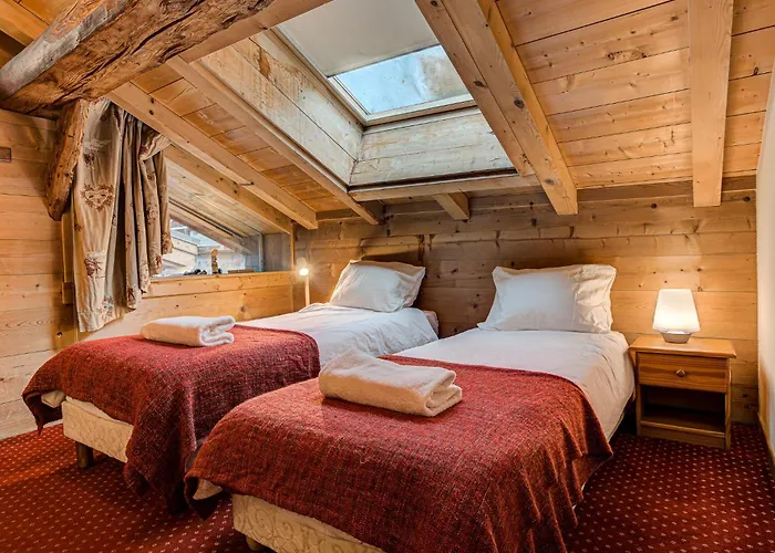 Chalet Pele - Alpes Agency - Central Chamonix - Sleeps 11 Chalé *